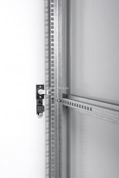 Шкаф телекоммуникационный напольный ЭКОНОМ 30U (600 x 800) дверь стекло, дверь металл