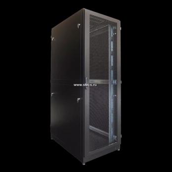 Шкаф серверный напольный 42U (600 ? 1000) дверь перфорированная, задние двойные перфорированные, цвет черный