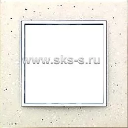 Рамка 3-постовая из декоративного камня (белый мрамор) LK80